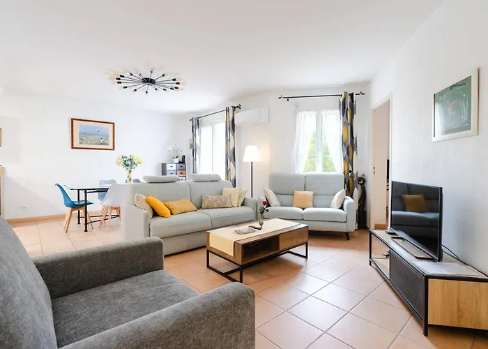 Apartment Lumineux Avec Climatisation, Wifi Et Parking A - Fr-1-409-293