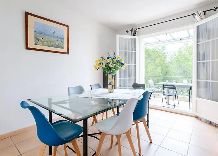 Lumineux Avec Climatisation, Wifi Et Parking A - Fr-1-409-293 *