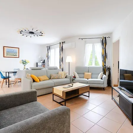 아파트 Lumineux Avec Climatisation, Wifi Et Parking A Narbonne-plage - Fr-1-409-293